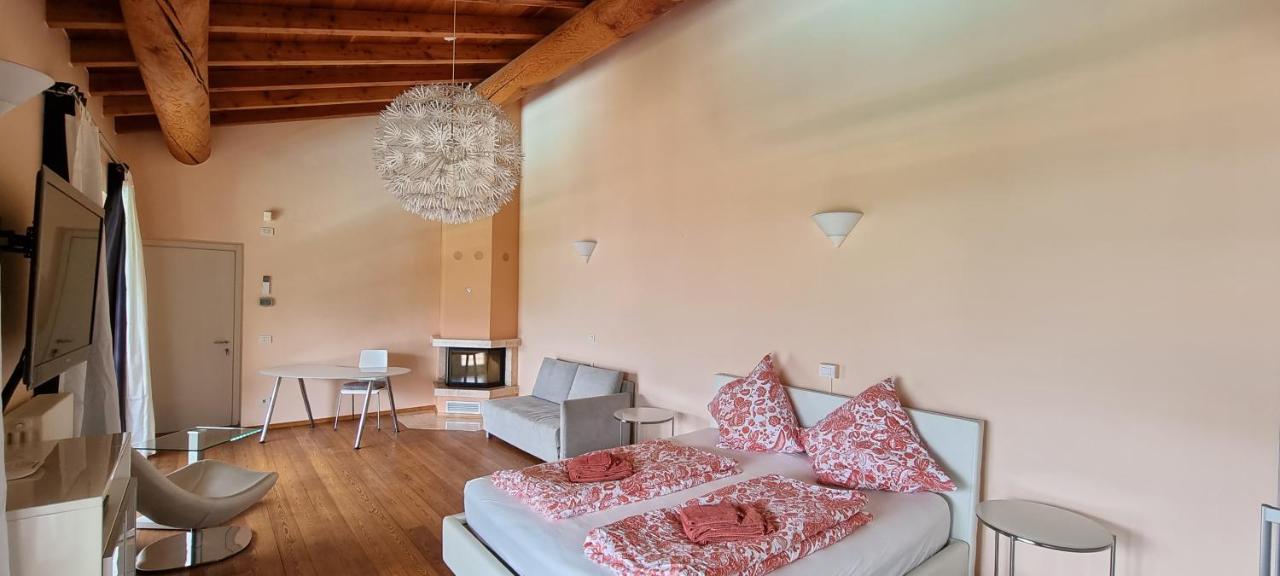 Casa Romantica Colico Εξωτερικό φωτογραφία